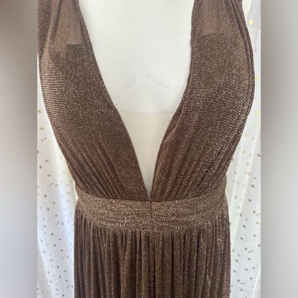 Miss Ord NWT Plunging High Slit Shimmer A Line Pleated Padded Gown Dress L - Picture 4 of 10